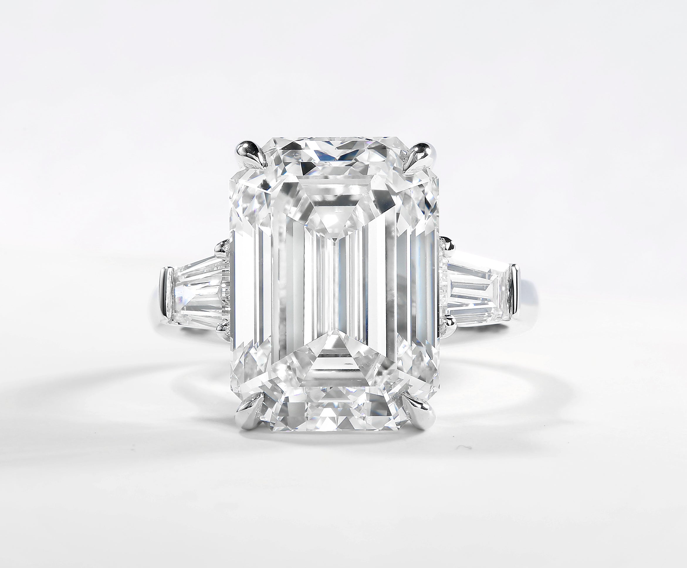 Emerald Cut Diamond RIng