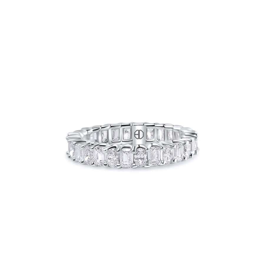 Oval & Emerald Diamond Band